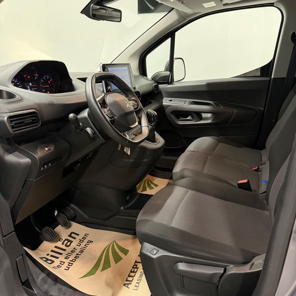 Peugeot Partner 1,5 BlueHDi 100 L2V2 Plus Van