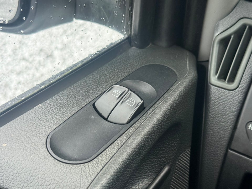 Mercedes Vito 110 2,2 CDi Standard L 4d