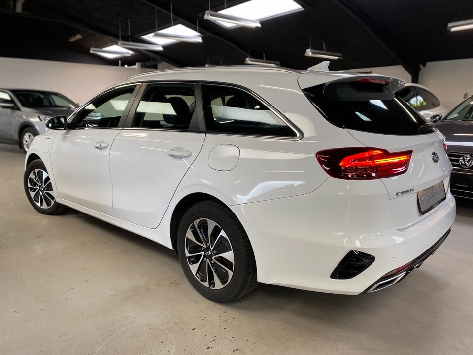 Kia Ceed 1,6 PHEV Prestige SW DCT 5d