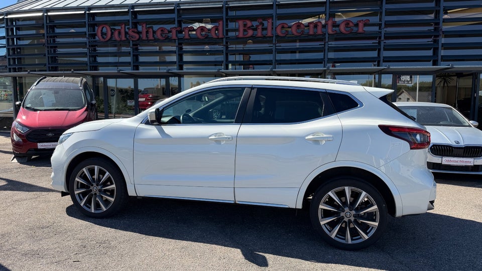 Nissan Qashqai 1,3 Dig-T 160 Tekna+ 5d