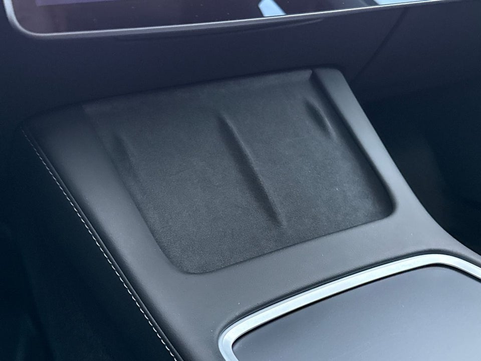 Tesla Model 3 Standard Range+ RWD 4d