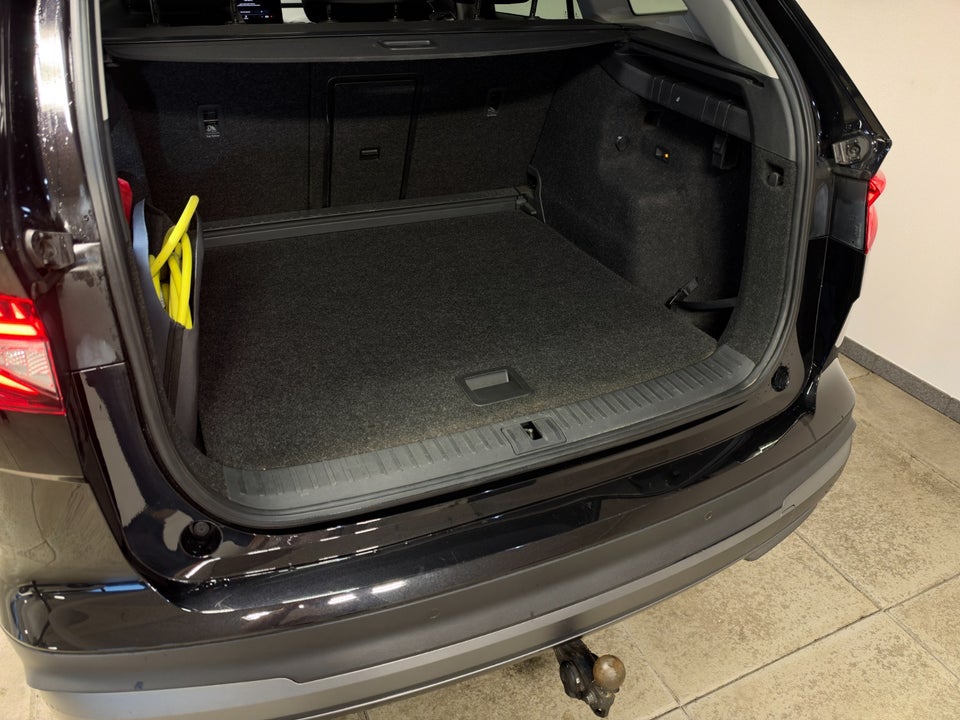 Skoda Enyaq 80 iV Loft 5d