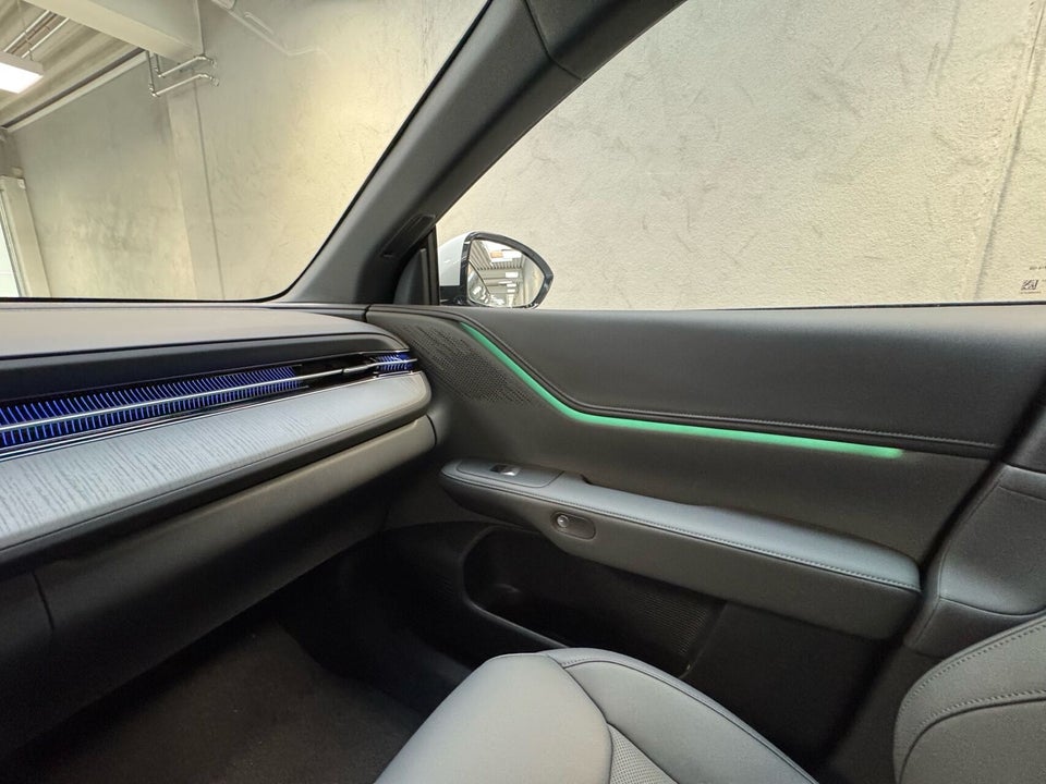 Xpeng G6 Standard Range 5d