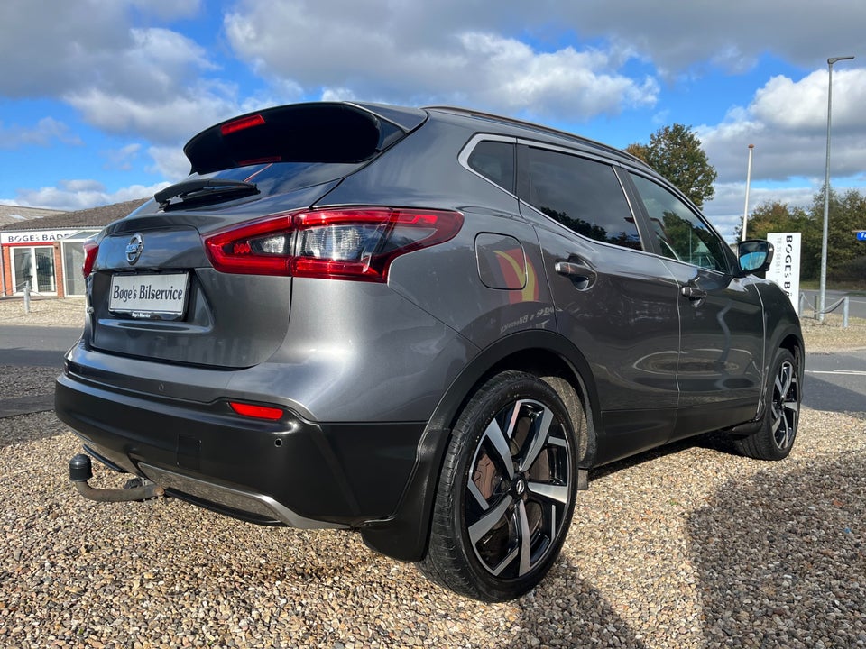 Nissan Qashqai 1,3 Dig-T 160 Tekna+ 5d