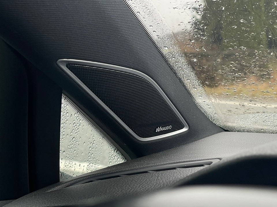 VW Golf VII 2,0 R Variant DSG 4Motion BMT 5d