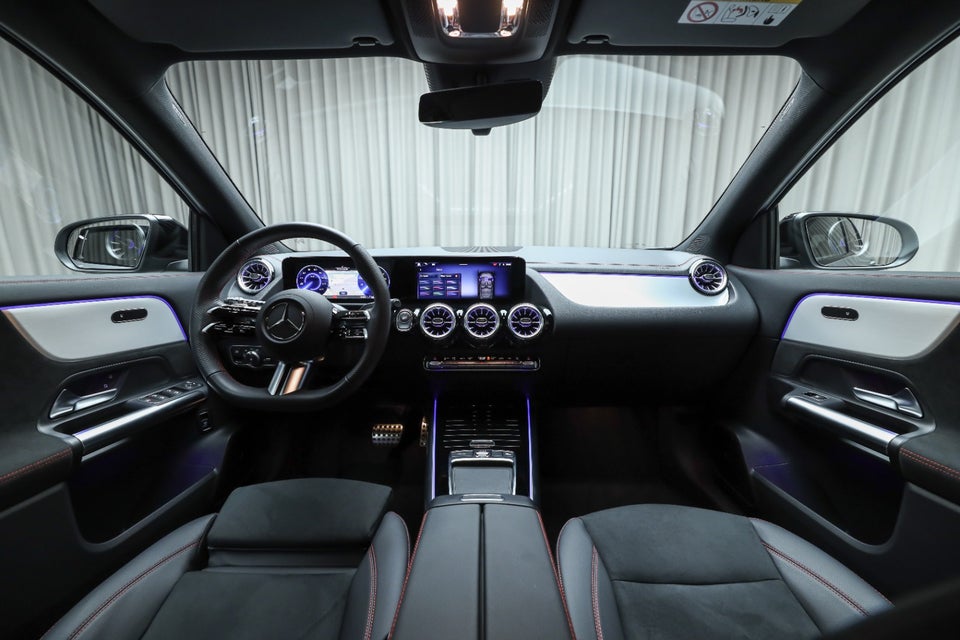 Mercedes EQA350 AMG Line 4Matic 5d