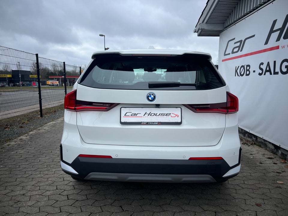 BMW iX1 xDrive30 X-Line 5d