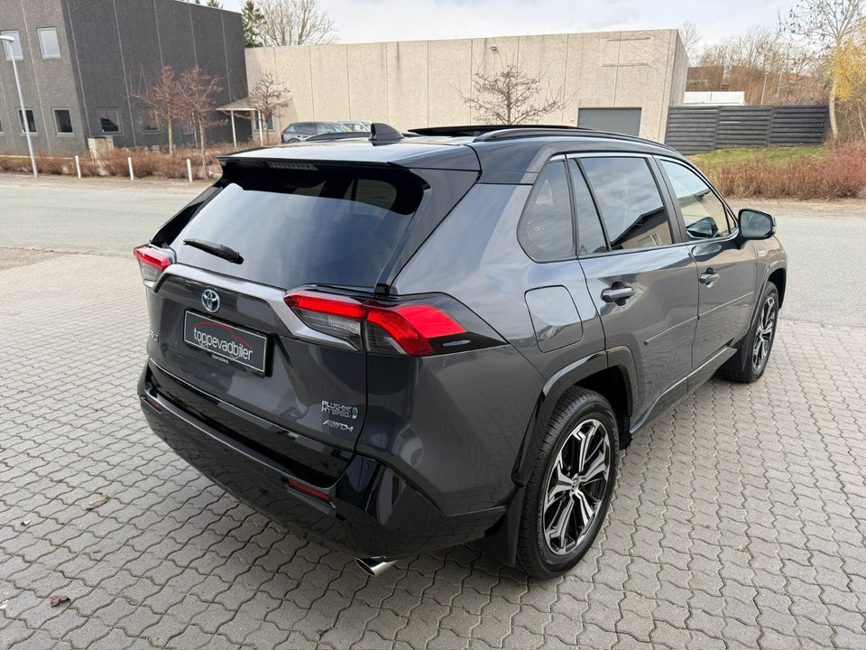 Toyota RAV4 2,5 Plug-in Hybrid Executive AWD-i 5d