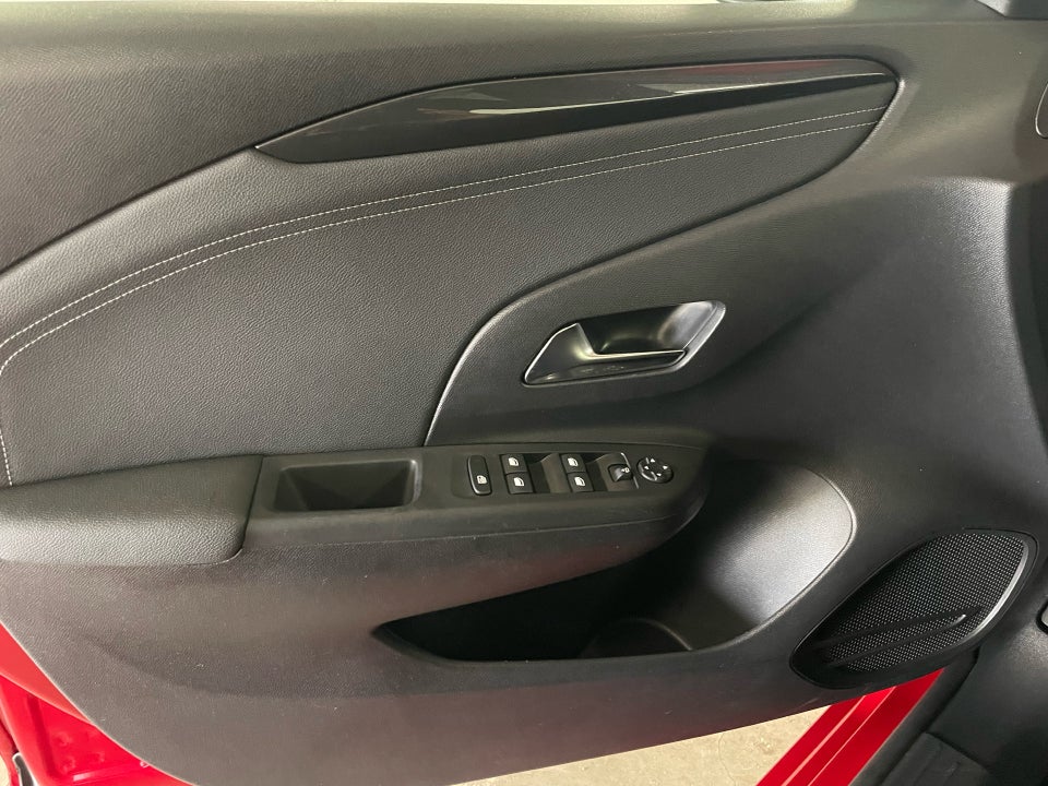 Opel Corsa 1,2 T 100 Black 5d