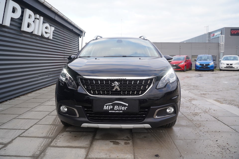 Peugeot 2008 1,2 PureTech 110 Prestige Sky 5d