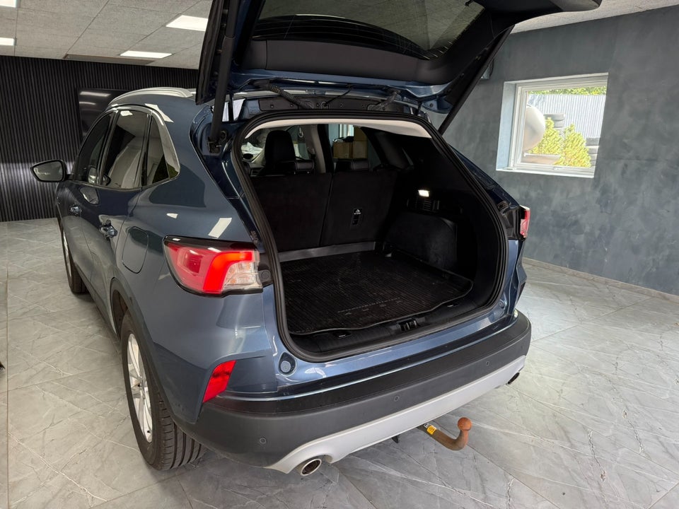 Ford Kuga 2,5 PHEV Titanium X CVT 5d