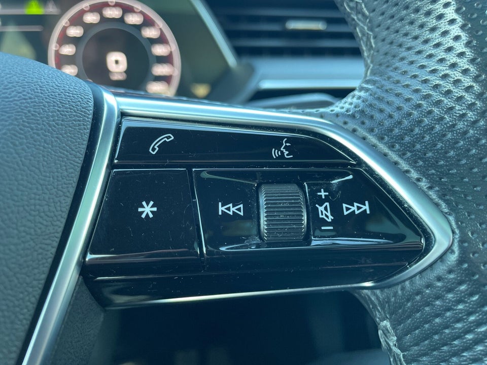 Audi e-tron 55 Black Edition S-line quattro 5d