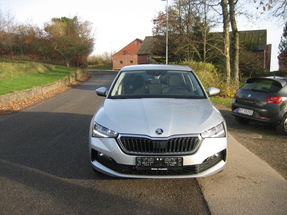 Skoda Scala 1,6 TDi 115 Ambition DSG 5d