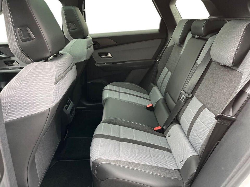 Opel Grandland-e 73 GS Sky 5d