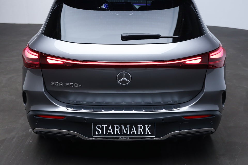 Mercedes EQA250+ AMG Advance 5d