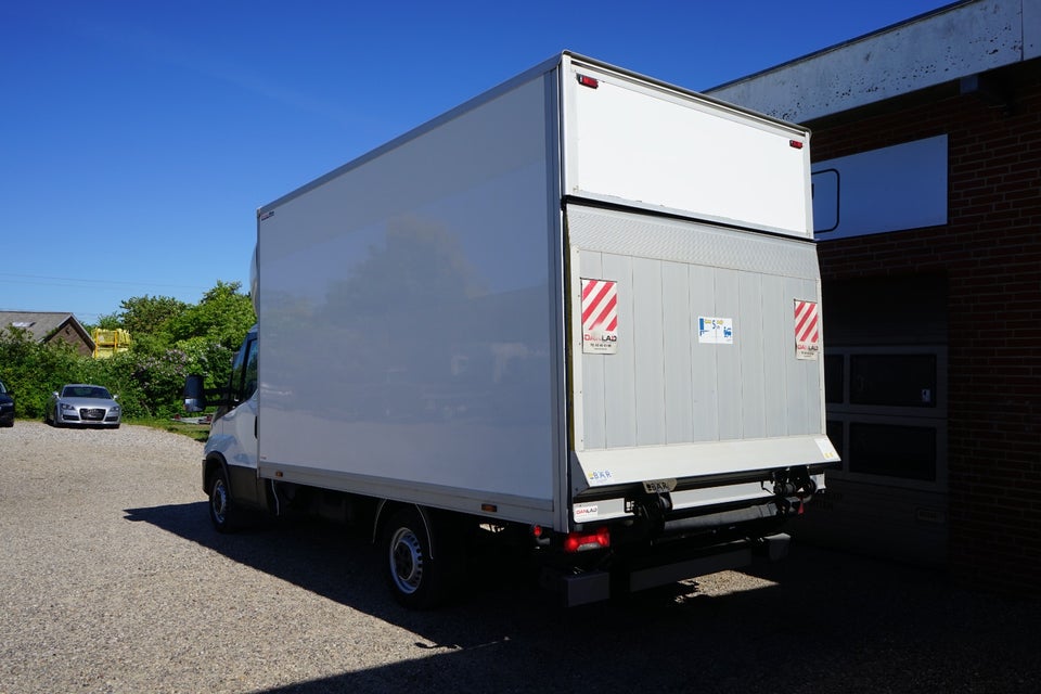 Iveco Daily 2,3 35S14 Alukasse m/lift