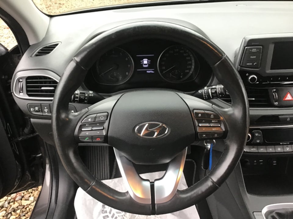 Hyundai i30 1,0 T-GDi Life+ 5d