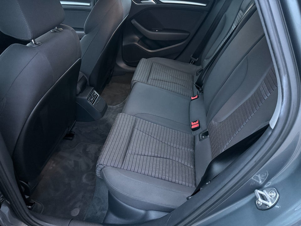 Audi A3 1,4 e-tron Sportback S-tr. 5d