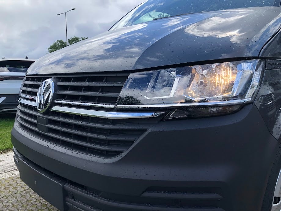 VW Transporter 2,0 TDi 150 Kassevogn DSG lang