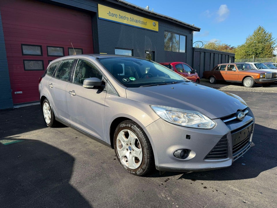 Ford Focus 1,6 Ti-VCT 105 Titanium stc. 5d