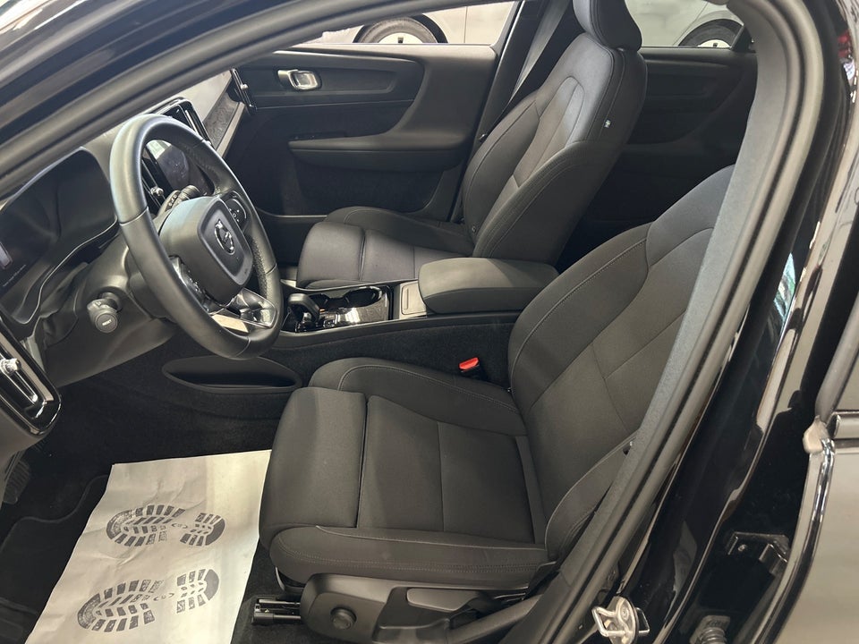 Volvo XC40 P6 ReCharge Core 5d