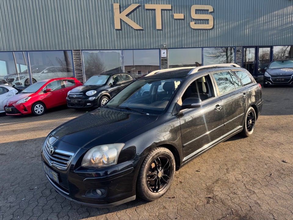 Toyota Avensis 1,8 VVT-i Terra stc. 5d