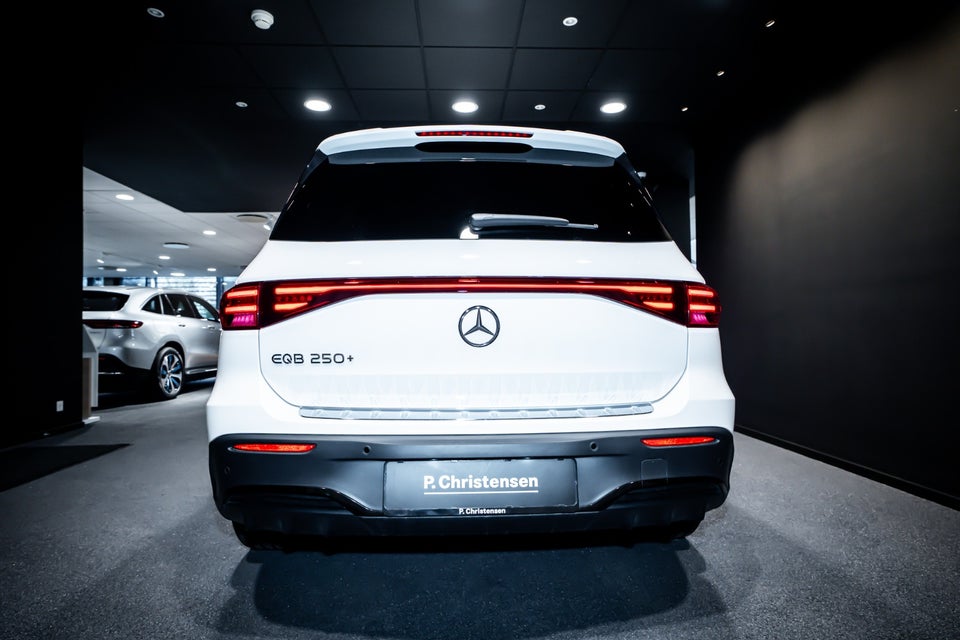 Mercedes EQB250+ AMG Premium 5d