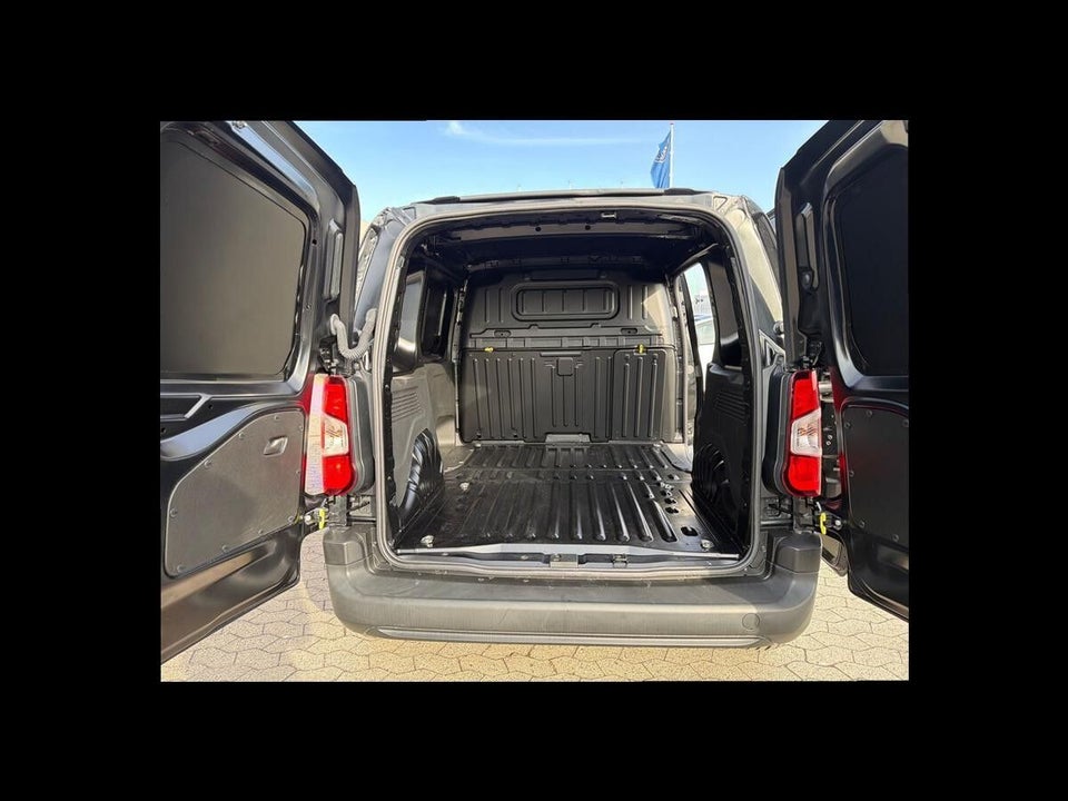 Peugeot e-Partner 50 L1V2 Plus Van