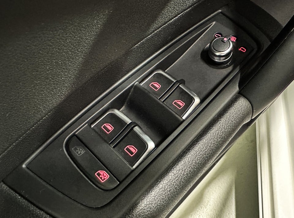 Audi A1 1,0 TFSi 95 Ultra Sportback 5d