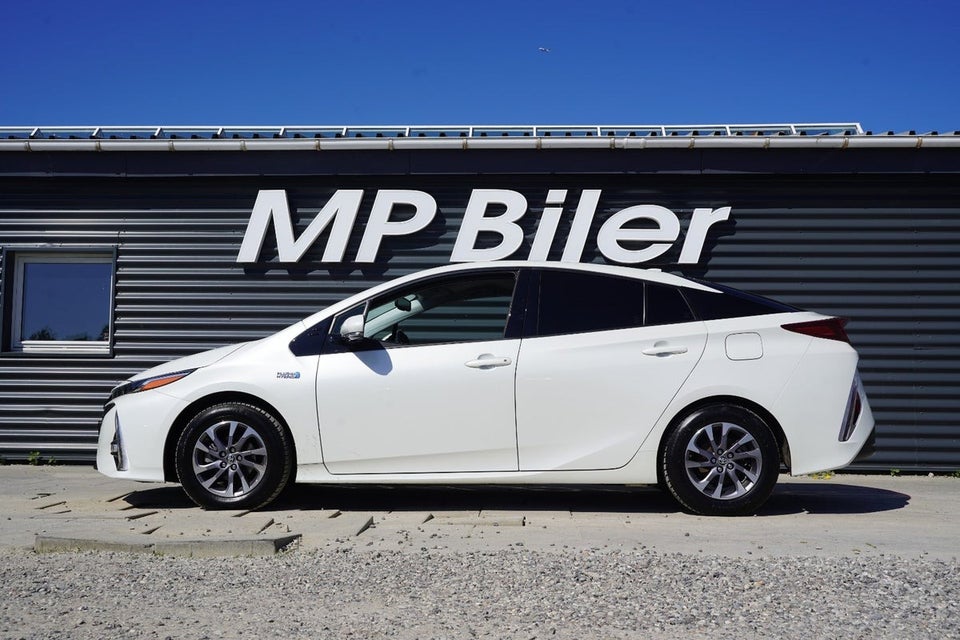 Toyota Prius 1,8 Plug-in Hybrid H3 MDS 5d