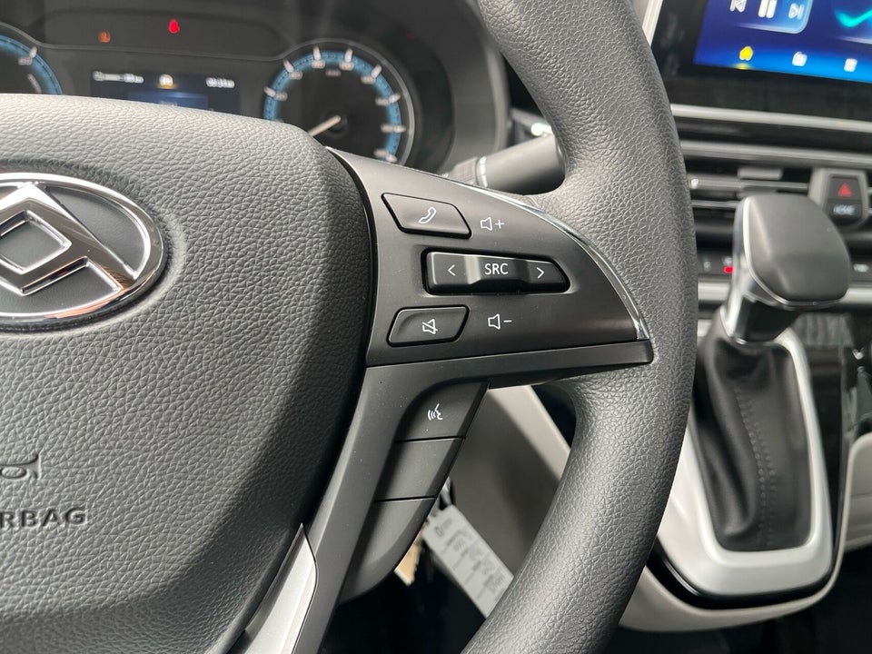 Maxus e-Deliver 9 65 L4 Chassis 2d