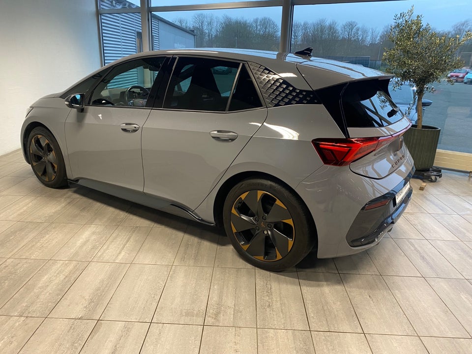 Cupra Born 58 e-Boost 5d