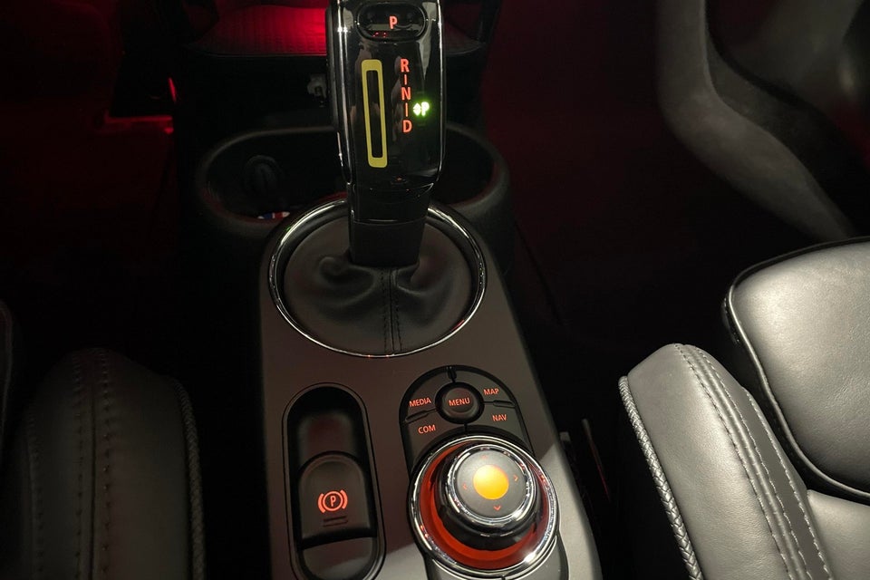 MINI Cooper SE Maximise 3d