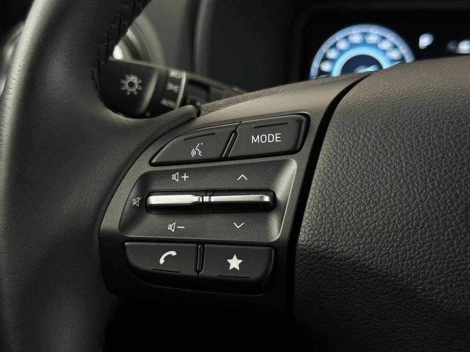 Hyundai Kona 39 EV Essential 5d