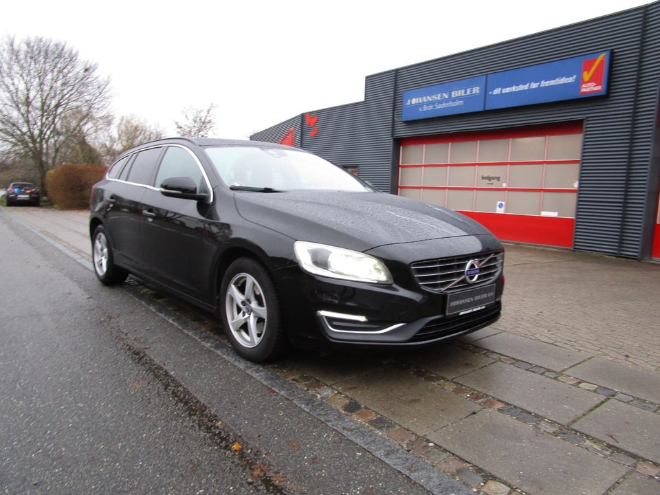 Volvo V60 2,0 D2 120 Momentum aut. 5d