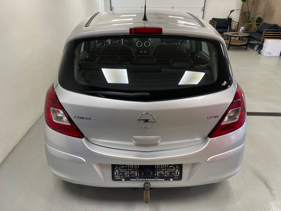 Opel Corsa 1,3 CDTi 90 Cosmo 5d