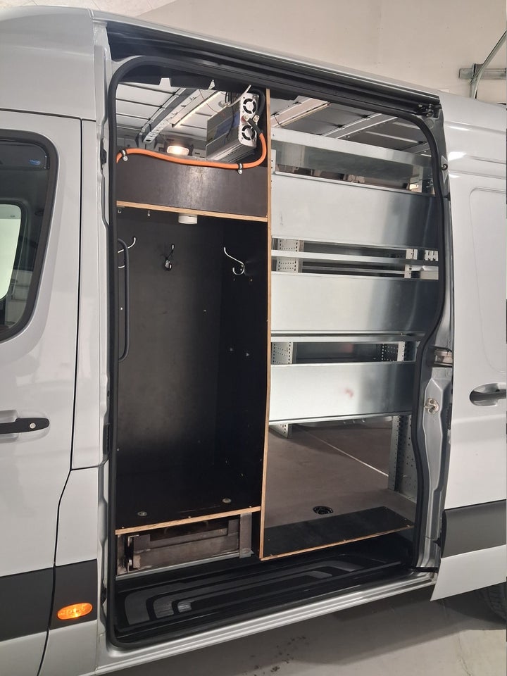 Mercedes Sprinter 317 2,0 CDi A2 Kassevogn SELECT aut. RWD