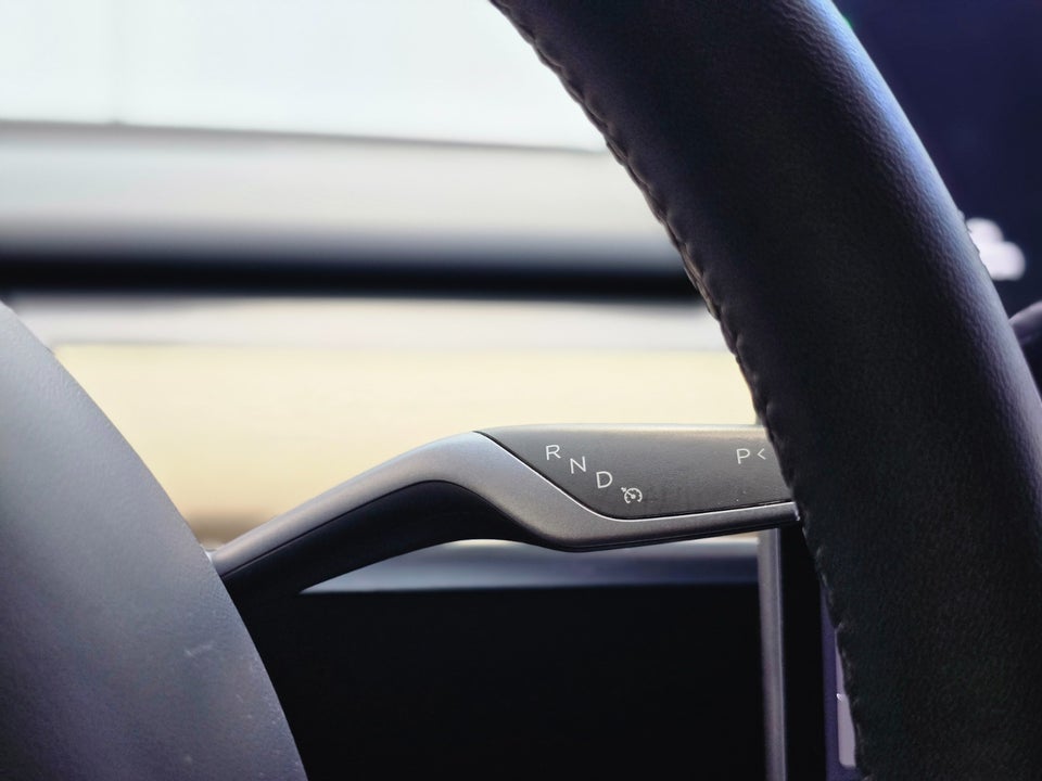 Tesla Model 3 Long Range AWD 4d