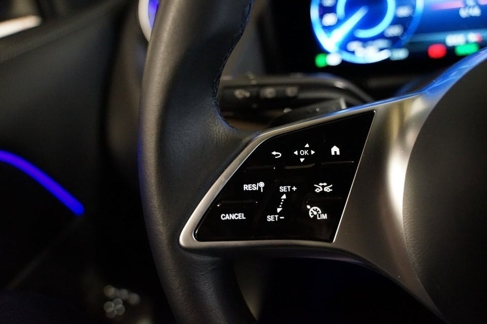 Mercedes EQA250+ Progressive Advance 5d