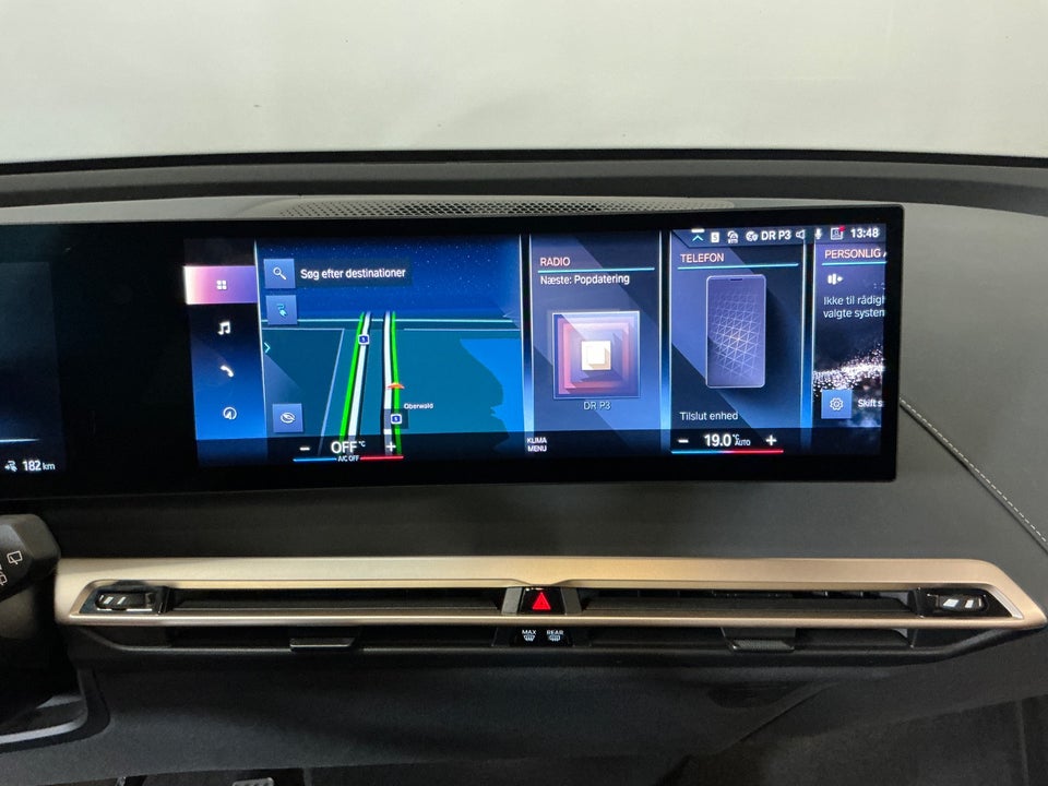 BMW iX xDrive40 Sport 5d