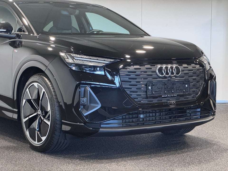 Audi Q4 e-tron 40 S-line Sportback 5d