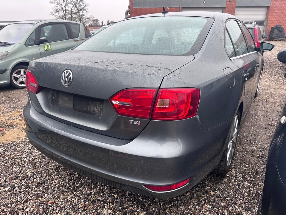 VW Jetta 1,4 TSi 122 Comfortline BMT 4d