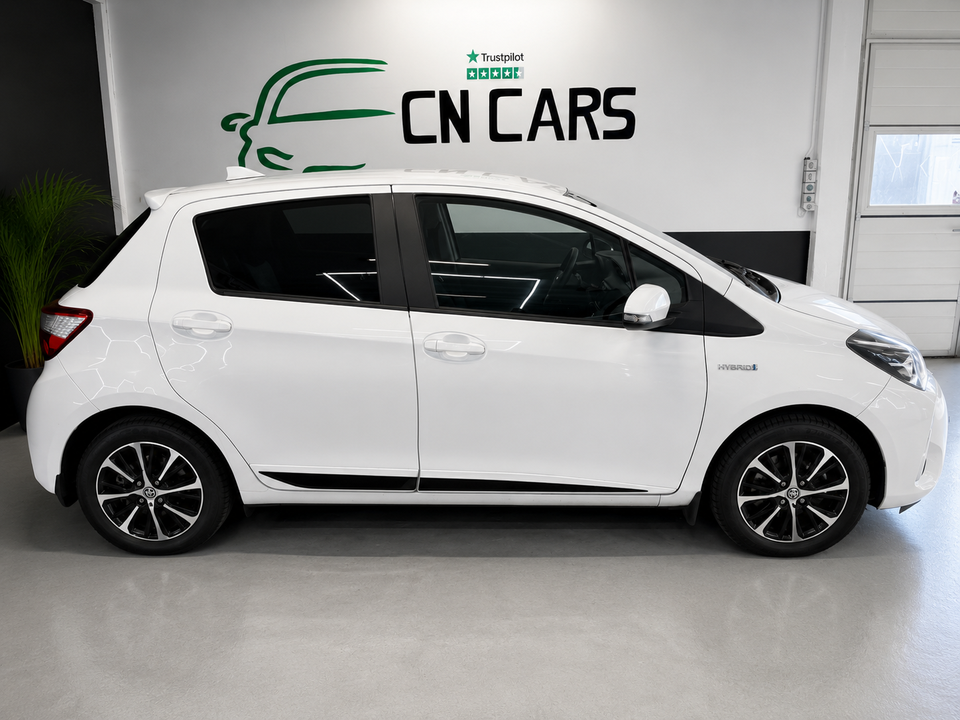 Toyota Yaris 1,5 Hybrid H3 Limited e-CVT 5d