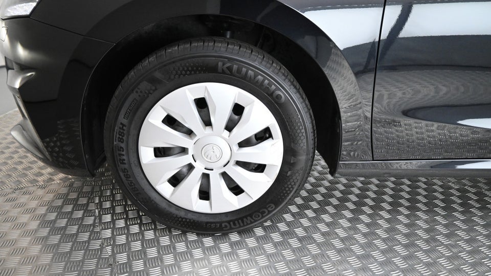 Skoda Fabia 1,0 MPi 80 Essence 5d