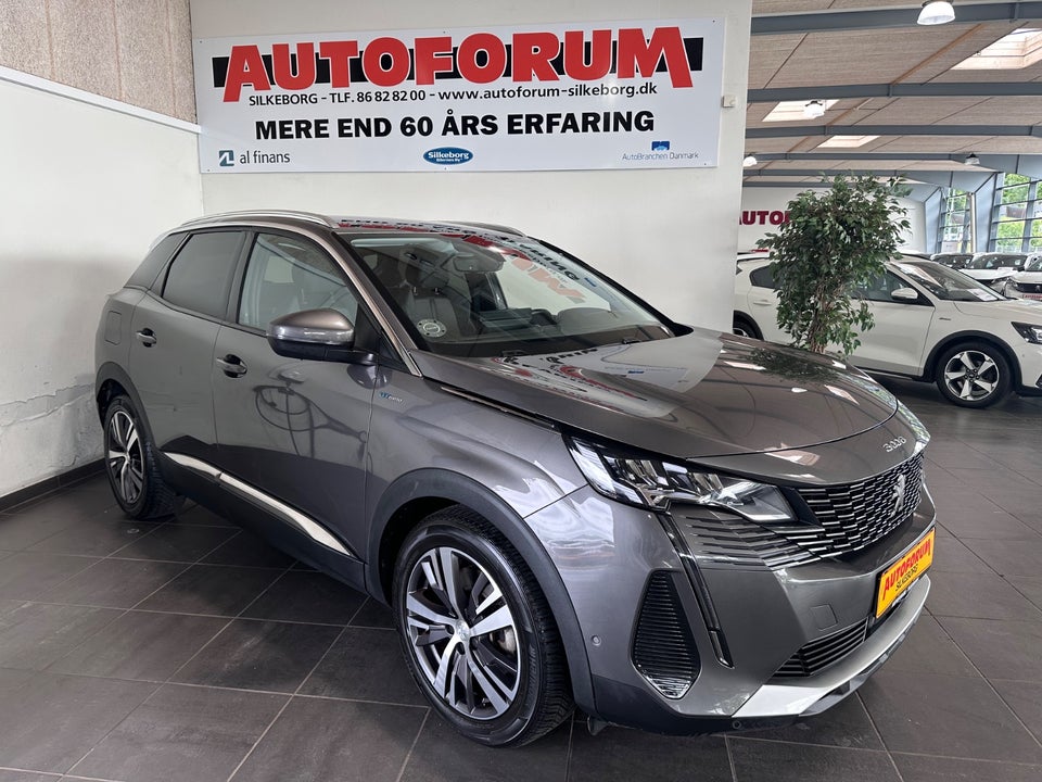 Peugeot 3008 1,6 Hybrid4 Allure Pack LTD EAT8 Van 5d
