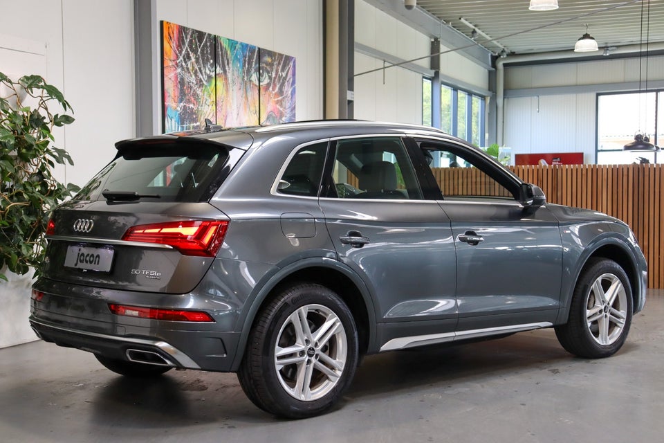 Audi Q5 50 TFSi e S-line quattro S-tr. 5d