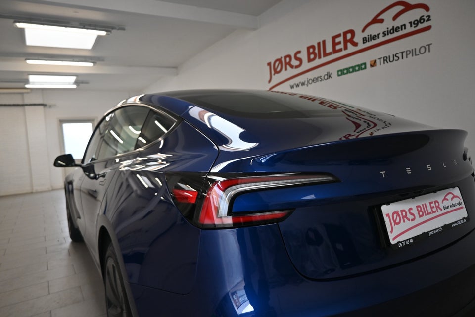 Tesla Model 3 RWD 4d