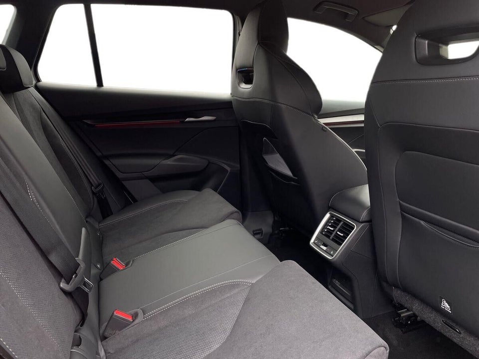 Skoda Elroq 85 iV Sportline 5d