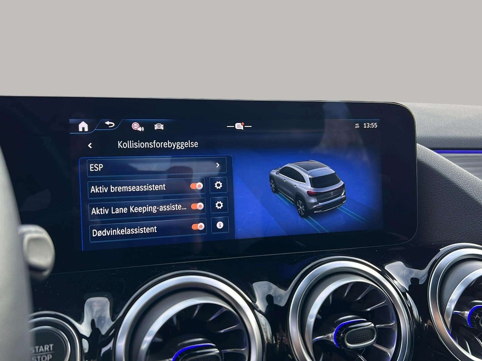 Mercedes EQA300 Progressive 4Matic 5d