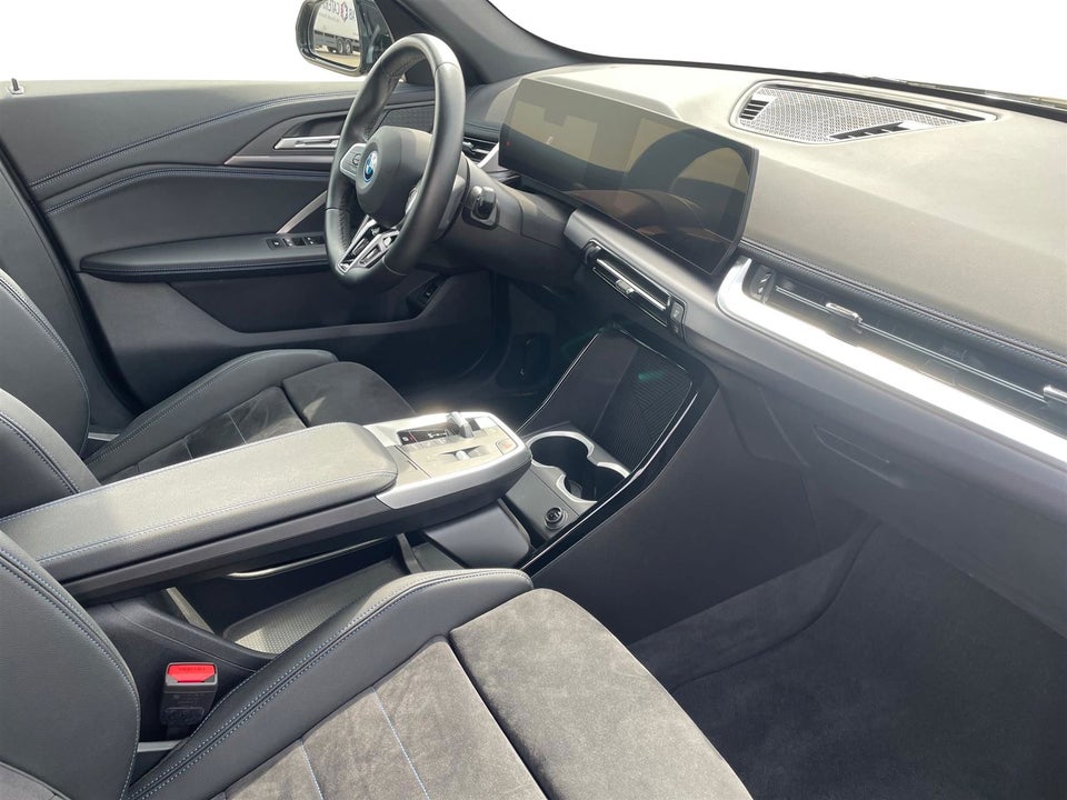 BMW iX1 xDrive30 M-Sport 5d